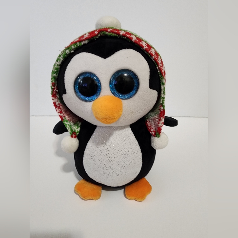 Penguin Beanie Boo. Medium Size
